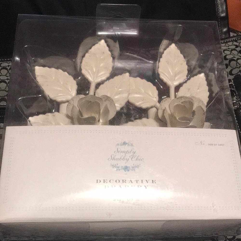 Shabby chic drapery holdbacks